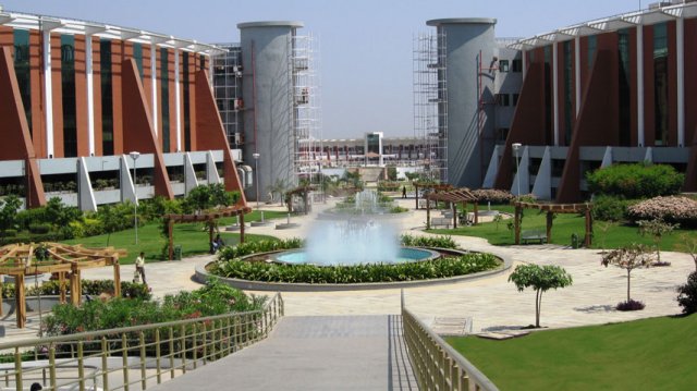01shapoorjipallonji_pune_06